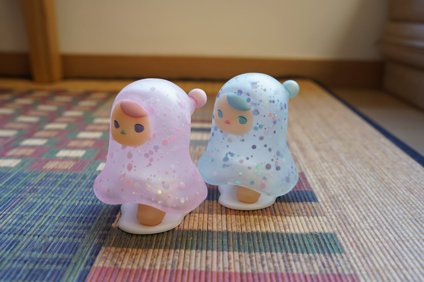 The Ghost - Sparkle Pink