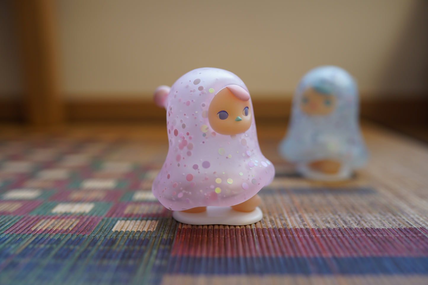 The Ghost - Sparkle Pink