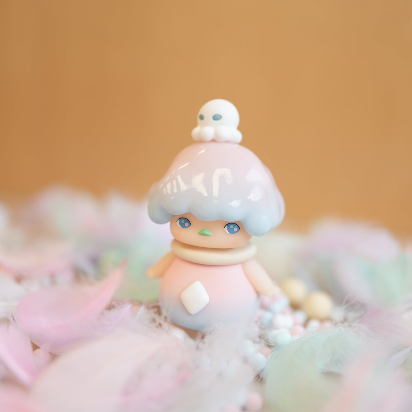 Mini Pluto - marshmallow cloud